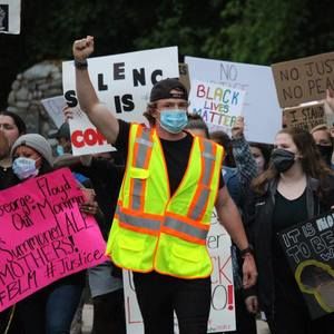 Meet your Posher, Mac